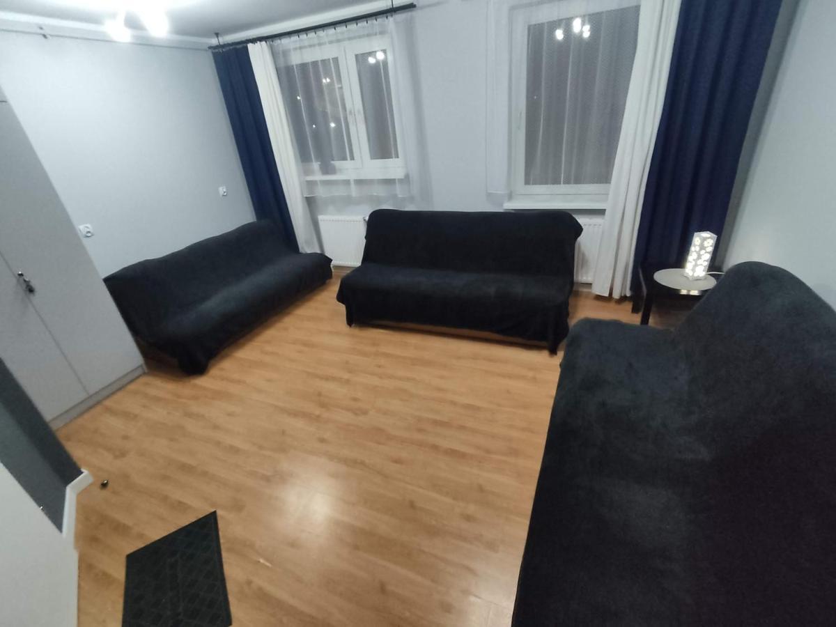 3030 Jana Spychalskiego 32 - Tanie Pokoje W Apartamencie - Samodzielne Zameldowanie - Self Check In Πόζναν Εξωτερικό φωτογραφία