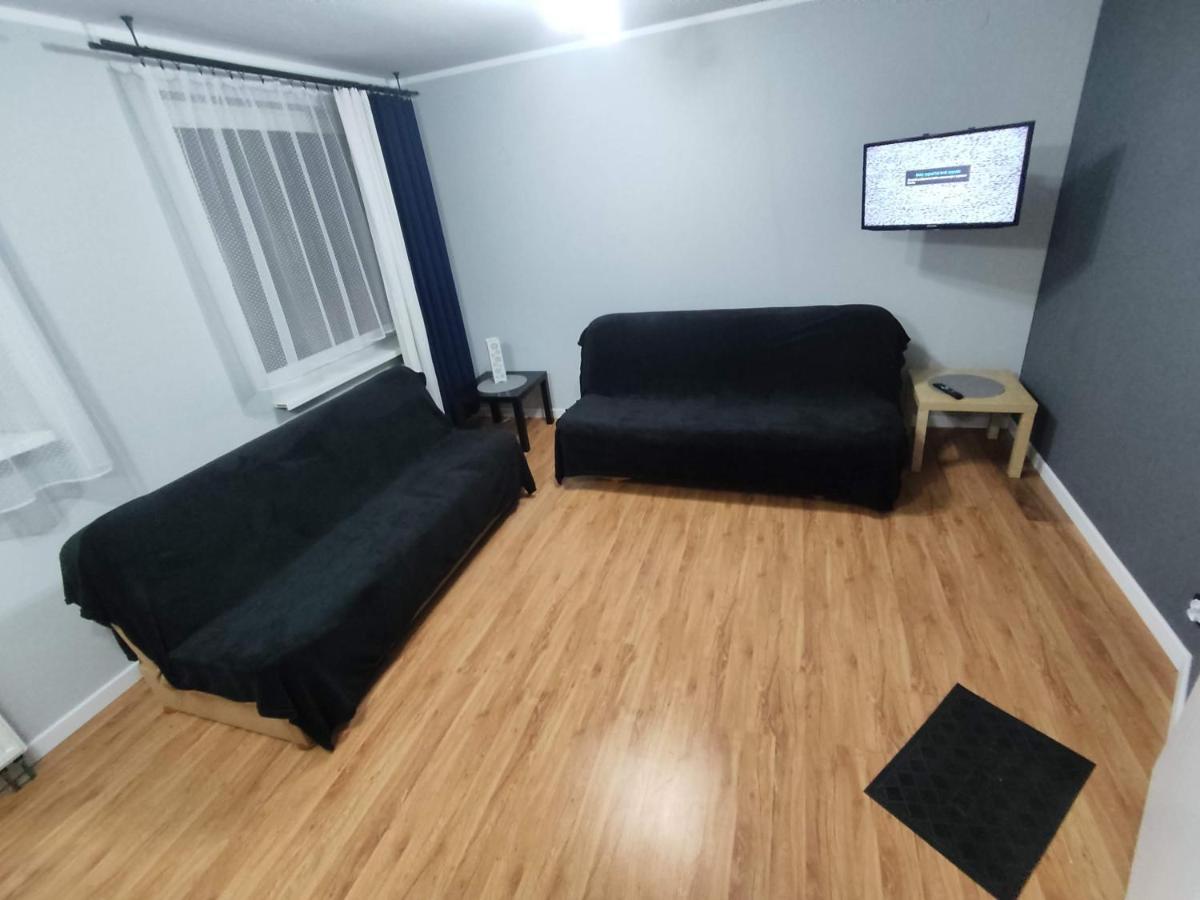 3030 Jana Spychalskiego 32 - Tanie Pokoje W Apartamencie - Samodzielne Zameldowanie - Self Check In Πόζναν Εξωτερικό φωτογραφία